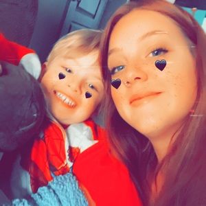 Meet your Posher, Brooke